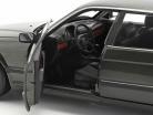 BMW 730i (E32) Baujahr 1986 dunkelgrün metallic 1:18 Minichamps