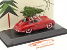 Porsche 356 vermelho com árvore de Natal 1:43 Spark
