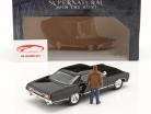 Chevy Impala SS Sport Sedan 1967 TV series Supernatural with figure 1:24 Jada Toys