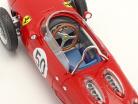 G. Baghetti Ferrari 156 Sharknose #50 gagnant français GP formule 1 1961 1:18 CMR