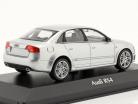 Audi RS4 year 2004 silver metallic 1:43 Minichamps