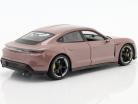 Porsche Taycan Turbo S Baujahr 2020 frozenberry metallic 1:24 Welly