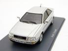 Audi Coupe año 1994 de plata de plata / Neo uno y cuarenta y tres