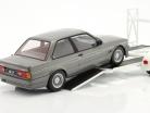 tándem coche Remolque Blanco 1:18 GMP