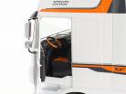 DAF XF Space Cab 建设年份 2016 白色的 1:18 Premium ClassiXXs