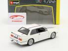 BMW M3 (E30) Baujahr 1988 weiß 1:24 Bburago