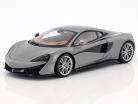 McLaren 570S Baujahr 2016 silbergrau metallic 1:18 AUTOart