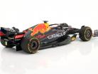 M. Verstappen Red Bull RB18 #1 Sieger Saudi Arabien Formel 1 Weltmeister 2022 1:18 Minichamps