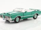 Oldsmobile 442 W-30 cabriolet Byggeår 1972 strålende grøn 1:18 GMP
