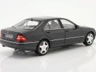 Mercedes-Benz AMG S 55 (V220) Año de construcción 1999-2002 gris téctico 1:18 Norev