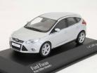 Ford Focus Ano 2011 prata / prata 1:43 Minichamps