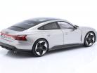 Audi RS e-tron GT Byggeår 2022 sølv metallisk 1:18 Bburago