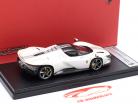 Ferrari Daytona SP3 Byggeår 2021 perlehvid 1:43 LookSmart