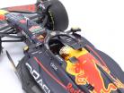 M. Verstappen Red Bull RB18 #1 Sieger Abu Dhabi GP Formel 1 2022 1:18 Minichamps