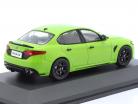 Alfa Romeo Giulia Quadrifoglio Bouwjaar 2019 zuur groente 1:43 Solido