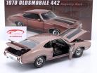Oldsmobile 442 W-30 year 1970 rose metallic 1:18 GMP