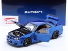 Nissan Skyline GT-R (R34) Nismo Z-Tune 2005 junto a la bahía azul 1:18 AUTOart