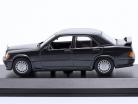 Mercedes-Benz 190E 2.3-16 (W201) 建设年份 1984 黑色的 金属的 1:43 Minichamps