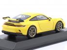 Porsche 911 (992) GT3 建设年份 2020 racing 黄色的 / 金色的 轮辋 1:43 Minichamps