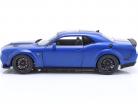 Dodge Challenger R/T Scat Pack Widebody 2023 azul 1:18 Solido