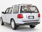 Ford Lincoln Navigator 2005 silver 1:18 Welly