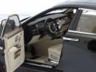Rolls Royce Ghost Año de construcción 2011 negro / plata 1:18 Kyosho