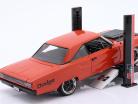 Adjustable four-post lift Hurst black / red / white 1:18 Greenlight