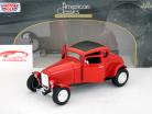 Ford Five Window Coupe Bj. 1932 об / красный MotorMax 1:18