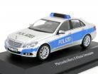 メルセデス·ベンツEクラスセダンハンブルク警察モデルSchuco午前1時43分