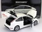 Ford Focus RS modelo 2010 blanco / blanco 1:18 Minichamps