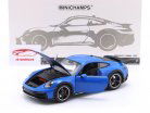 Porsche 911 (992) Dakar Bouwjaar 2022 blauw 1:18 Minichamps