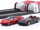 Ferrari Racing Launcher と 二 模型車 そして アクセサリー 1:43 Bburago