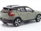 Volvo XC40 Recharge 建造年份 2022 灰绿色 金属 1:18 Paudi