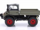 Unimog 406 と ソフトトップ グレー / 赤み リム 1:18 Schuco