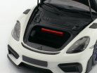 Porsche 718 Spyder RS Weissach package Year 2024 white 1:18 Minichamps