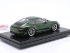 Porsche 911 (992.2) GT3 Touring Anno di costruzione 2025 verde quercia metallico 1:12 Spark