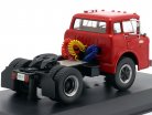 Ford C-600 Camion Année de construction 1967 rouge 1:43 Ixo