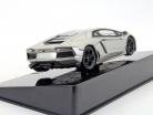 ランボルギーニアヴェンタドールダークナイトエリートシルバーメタリック1：43 HOTWHEELSを昇る