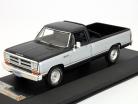 Dodge RAM 1987 bleu foncé / argent 1:43 Prime X