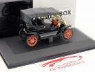 Ford Model T Touring Jaar 1909 black 1:43 WhiteBox