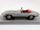 Jaguar E Type S1 Roadster Year 1961 silver / gray 1:43 Spark