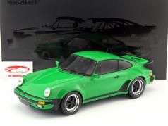 Porsche 911 (930) Turbo anno di costruzione 1977 verde metallico 1:12 Minichamps