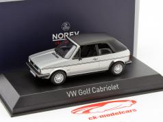 Volkswagen VW Golf cabriolé año de construcción 1981 plata metálico 1:43 Norev