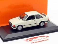 Ford Escort ano de construção 1981 cinza claro 1:43 Minichamps