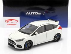 Ford Focus RS ano de construção 2016 congelado branco 1:18 AUTOart