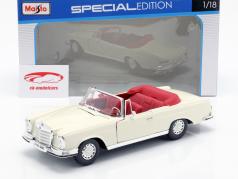 Mercedes-Benz 280 SE År 1967 fløde hvid 1:18 Maisto