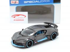 Bugatti Divo année de construction 2018 natte gris / lumière bleu 1:24 Maisto