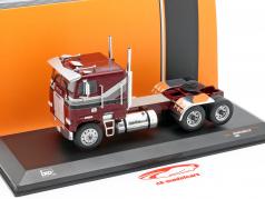 Freightliner FLA Sattelzugmaschine Baujahr 1993 dunkelrot metallic 1:43 Ixo