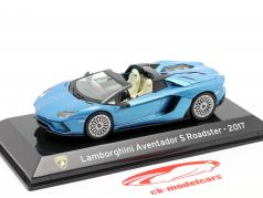 Lamborghini Aventador S Roadster Byggeår 2017 blå metallisk 1:43 Altaya