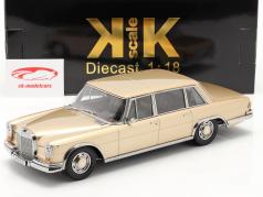 Mercedes-Benz 600 SWB (W100) Byggeår 1963 lys guld metallisk 1:18 KK-Scale